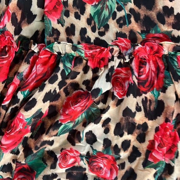 Dolce and Gabbana inspired maxi dress perfect for the holidays! - Picture 4 of 8